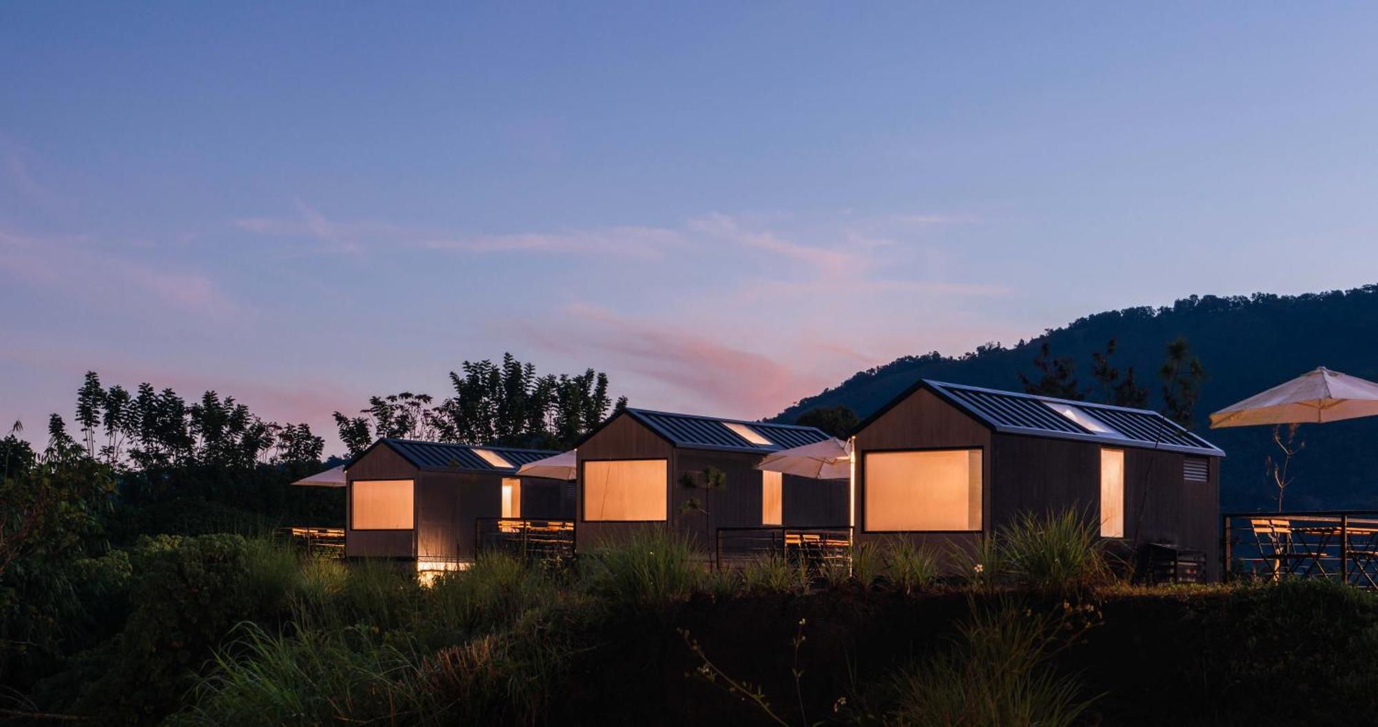 Bobocabin Gunung Rinjani, Lombok 塞姆博伦拉旺 外观 照片